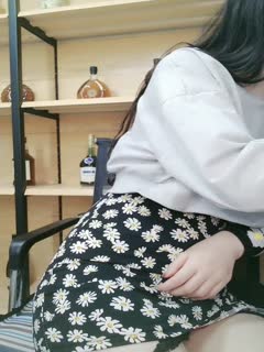 低俗喜剧迅雷下载旅游认识的大奶妹子，两天三炮！【完整版56分钟已上传下面】